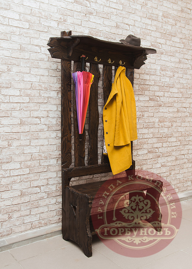 Прихожая под старину