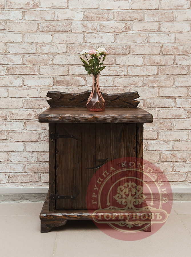 Тумбочка под старину орех